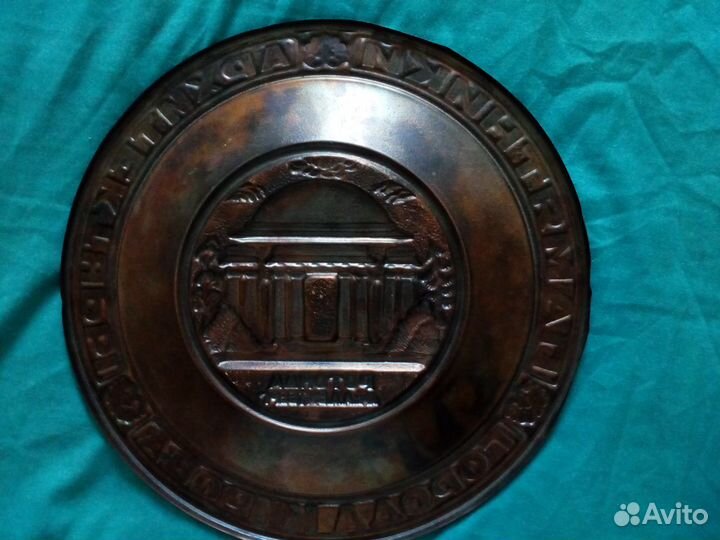 Чеканка и поднос