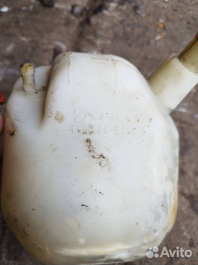 Бачок расширительный Chevrolet Niva 21236 2004