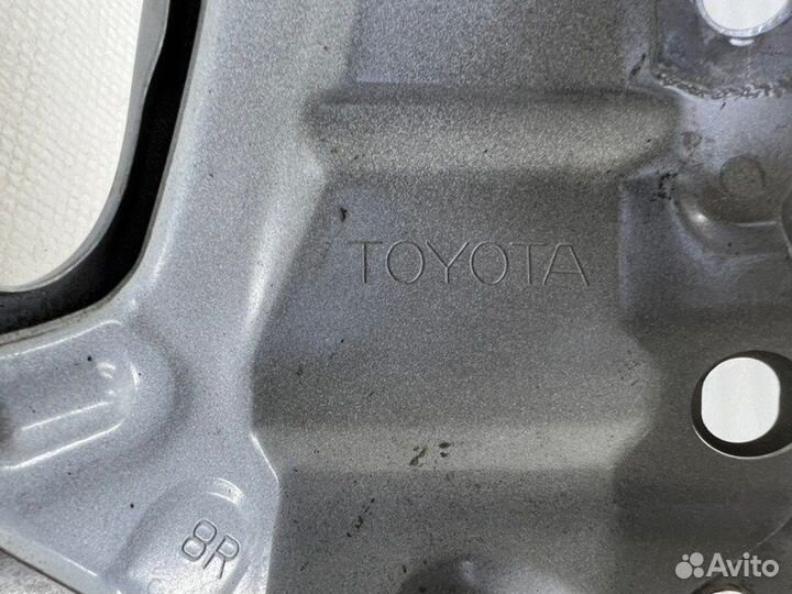 Крыло переднее правое Тoyota Camry V70/V75