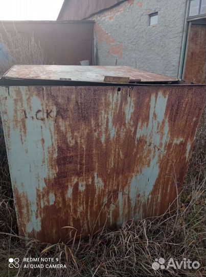 Емкость для воды металлическая