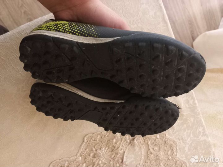 Футбольный буцы 30р