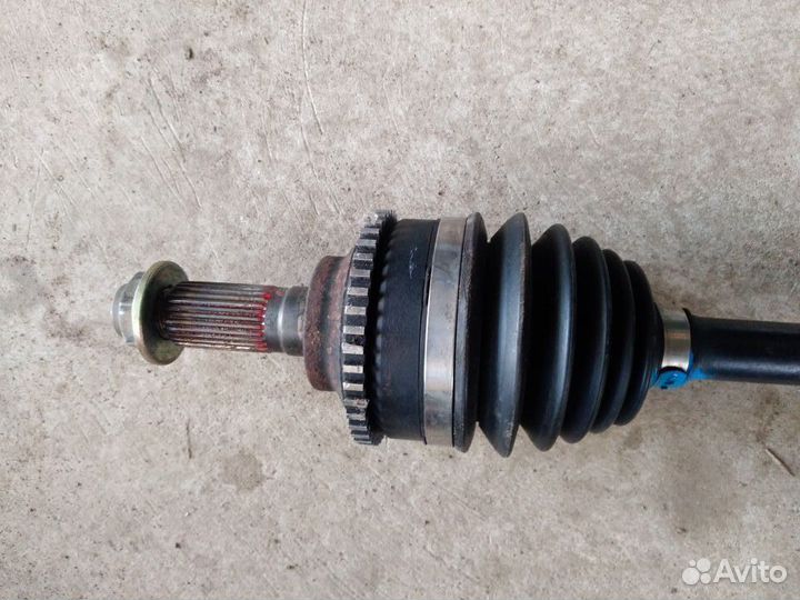 Левый привод FS, L3, GY Mazda MPV LW 99 - 05 г. в