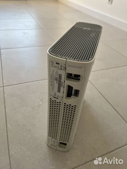 Xbox 360 + несколько дисков