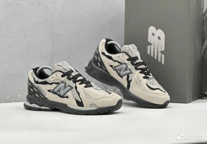 Кроссовки мужские new balance