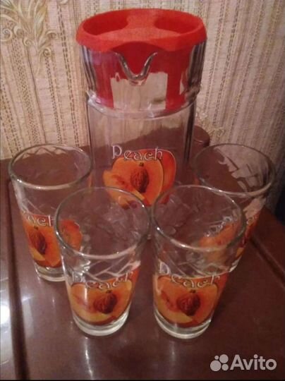 Графин и 4 стакана