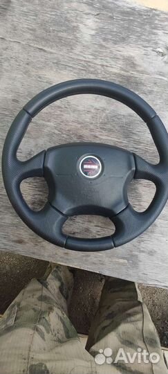 Руль momo subaru