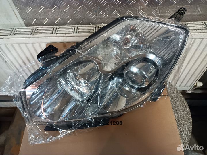 Фара Джили Эмгранд х7 Geely Emgrand X7