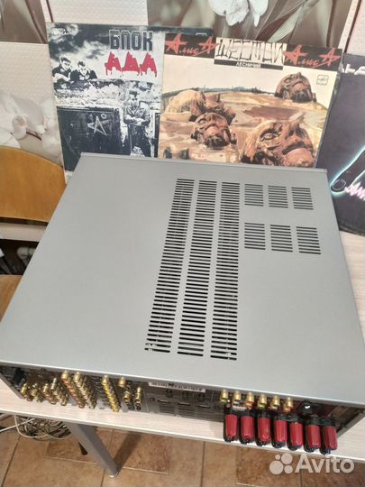 Продам ресивер Arcam AVR280