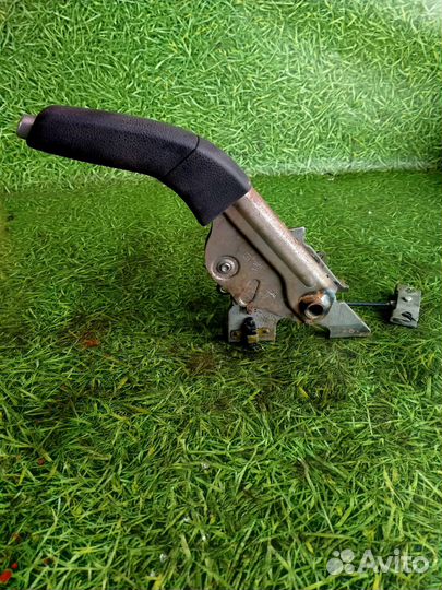 Рычаг стояночного тормоза Ниссан Примера Р12 2005г