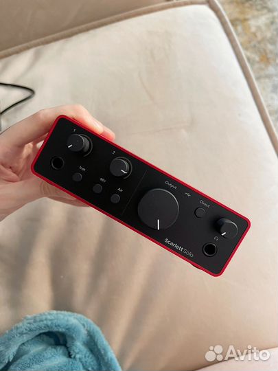 Звуковая карта Focusrite Scarlett Solo 4th Gen