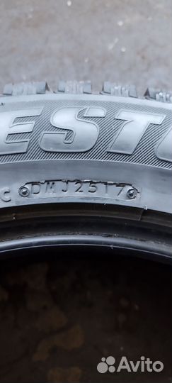 Bridgestone Ice Cruiser 7000 235/55 R18 104T