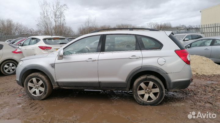В разборе Chevrolet Captiva C100