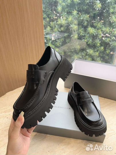 Топсайдеры женские Balenciaga