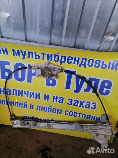 Стеклоподъемник передний правый Citroen C4 (lc) 1