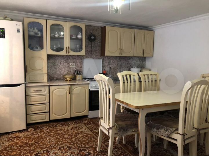 Дом 200 м² на участке 18 сот.