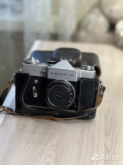 Фотоаппарат пленочный Zenit