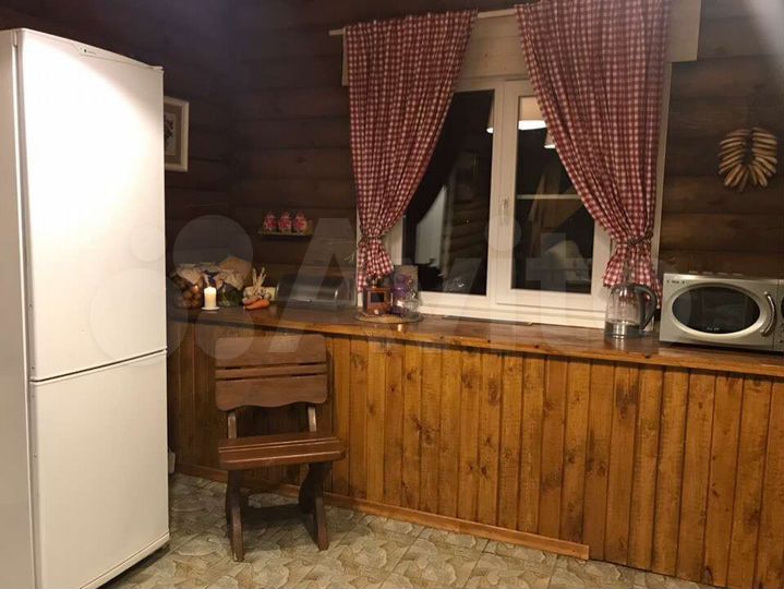 Дом 220 м² на участке 8 сот.