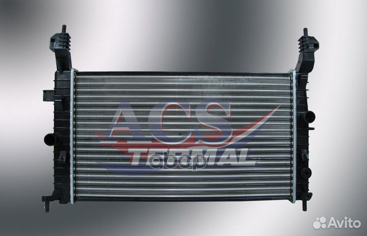 353096H Радиатор охлаждения Opel Meriva 1.4-1.8