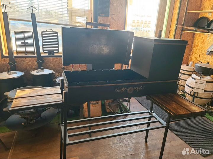 Мангал с крышкой, с полками и дровницей