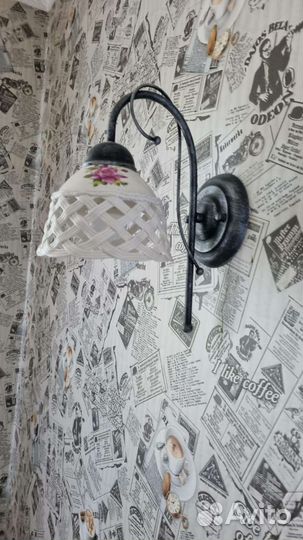 Люстры и 2 бра