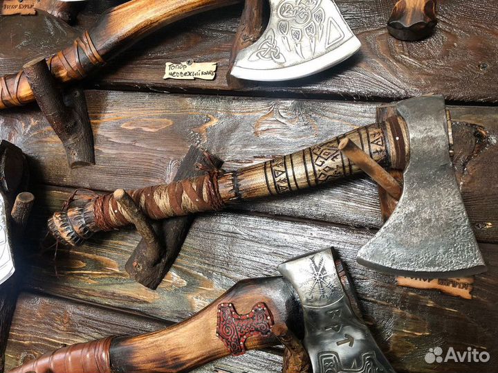 Эксклюзивные топоры ручной работы