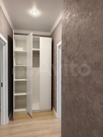 2-к. квартира, 54 м², 2/5 эт.