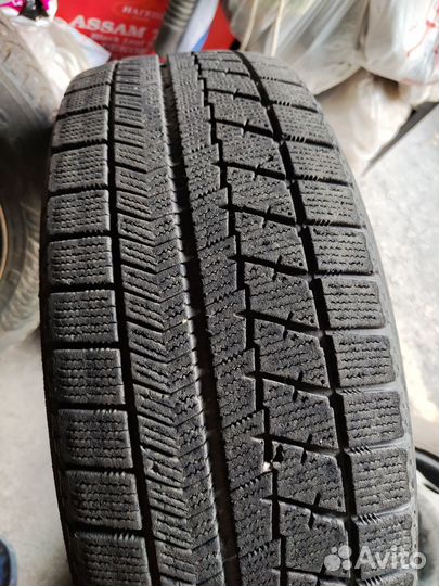 Bridgestone Blizzak VRX 185/65 R15