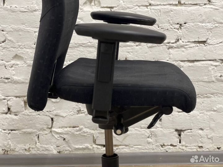 Компьютерное кресло