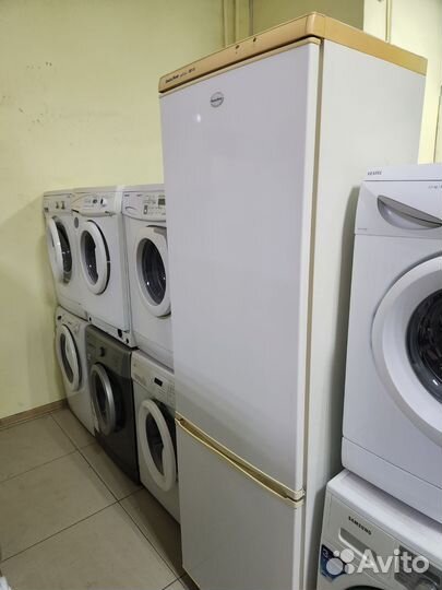 Холодильник двухкамерный