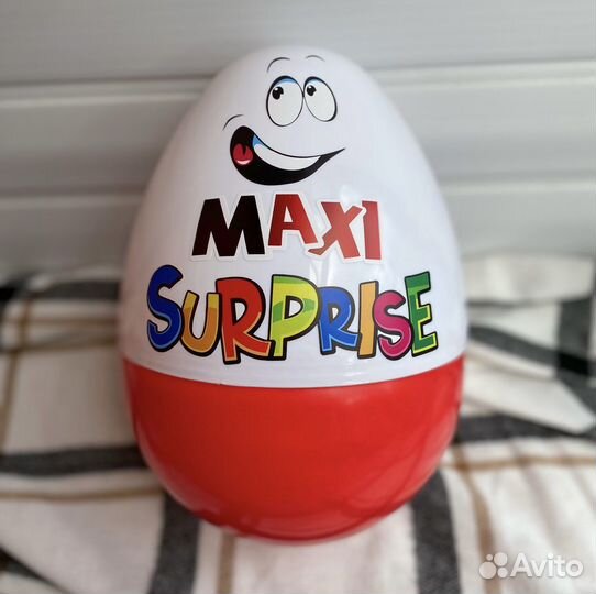 Оригинальный подарок kinder surprise