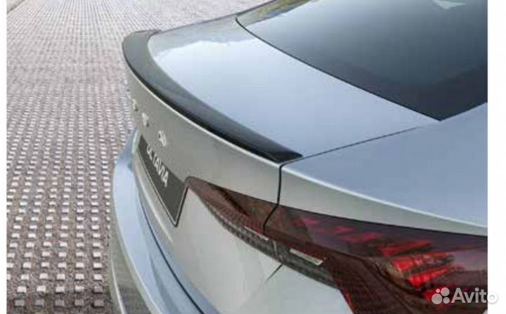 Спойлер на пятую дверь octavia A8 sedan