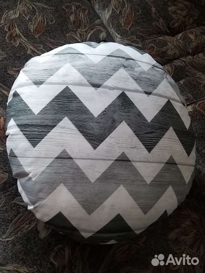 Напольная подушка пуфик