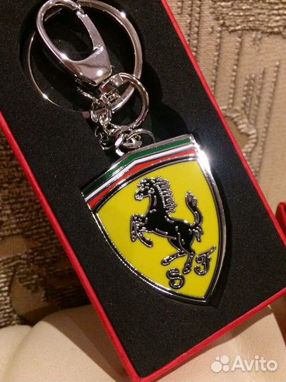 Брелок-ключница & зажигалка #Ferrari red