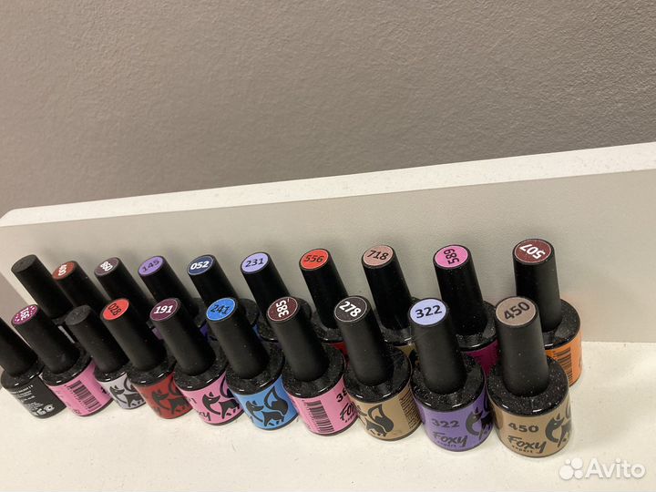 Гель лак для ногтей, наклейки, блестки