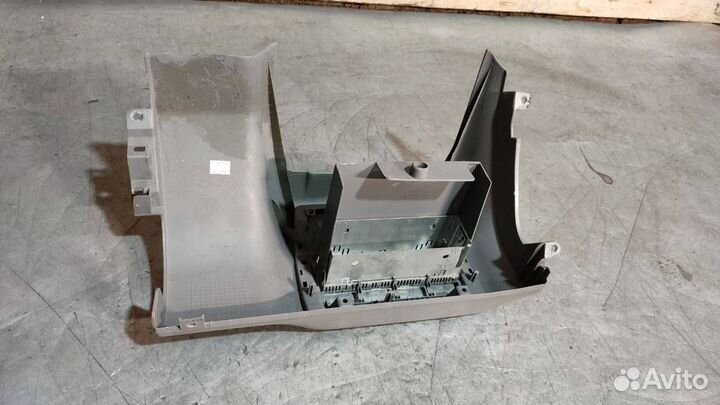 Консоль торпедо Skoda Octavia (A4) 1998 1U1858087