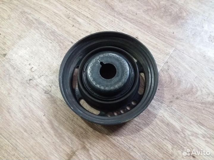 Шкив коленвала Opel Astra H 2004-2014