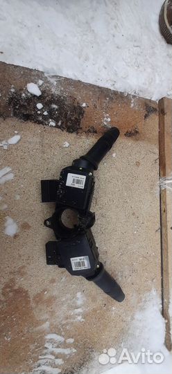 Подрулевой переключатель левый Hyundai Solaris 1