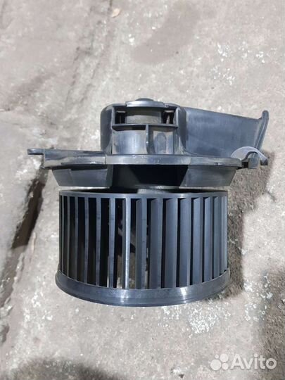 Вентилятор печки Peugeot 206