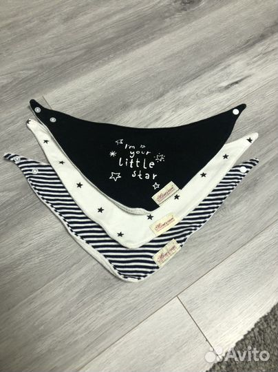 Слюнявчик нагрудник