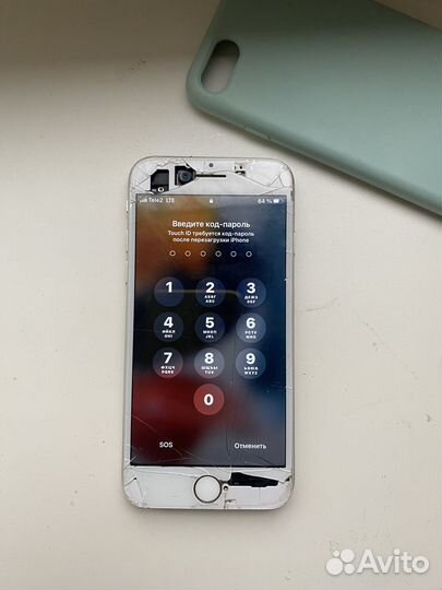 iPhone 8, 64 ГБ