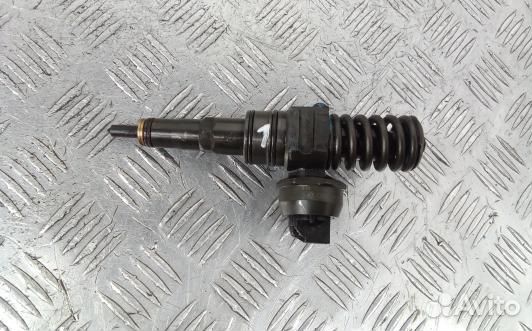Форсунка дизельная volkswagen passat B6 (JDN29AL01