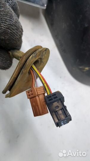 Зеркало боковое левое Citroen C3, 2011