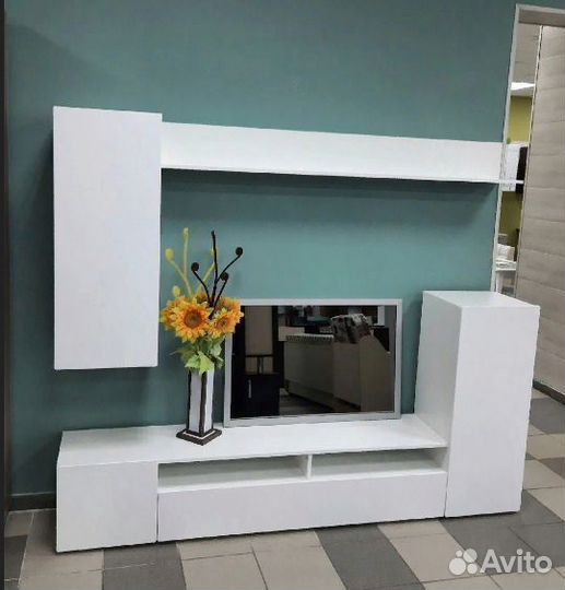 Стенка Лира белый глянец