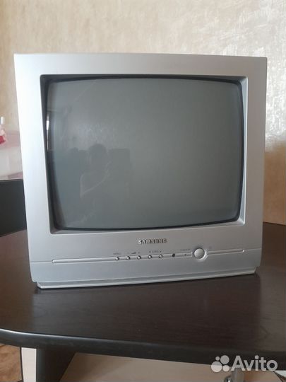 Продам телевизор