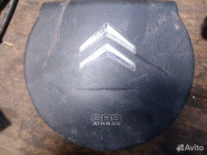 AirBag в руль водительская Citroen C4 2007г