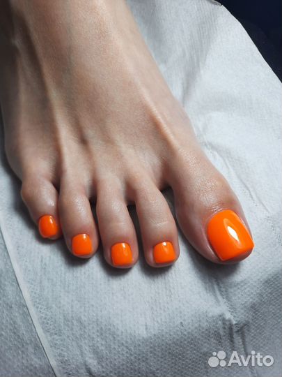 Маникюр и педикюр