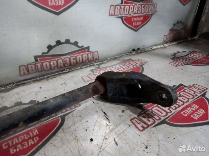 Торсион левый Nissan Atlas AMF22 TD27 1991