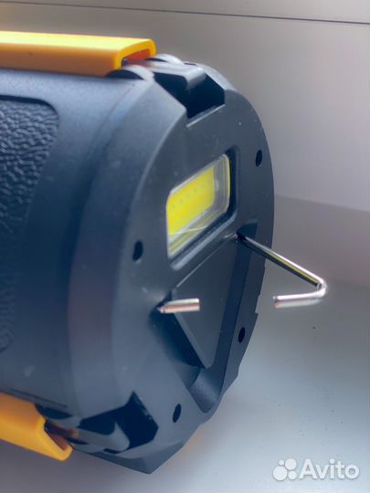 Мощный фонарь прожектор