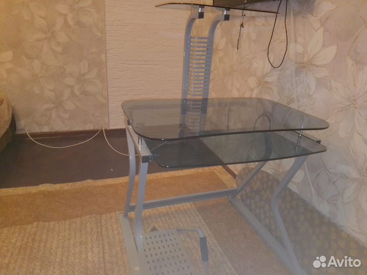 Компьютерный стол стеклянный бу