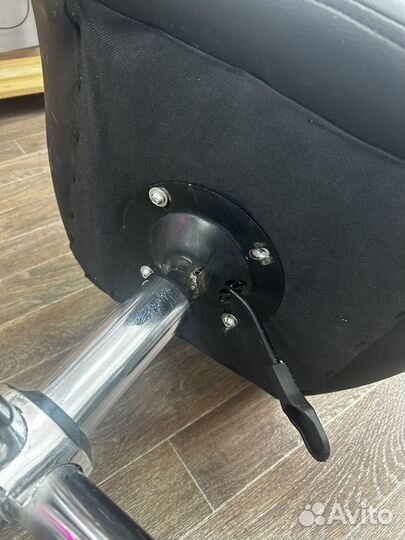 Стул мастера на колесиках бу